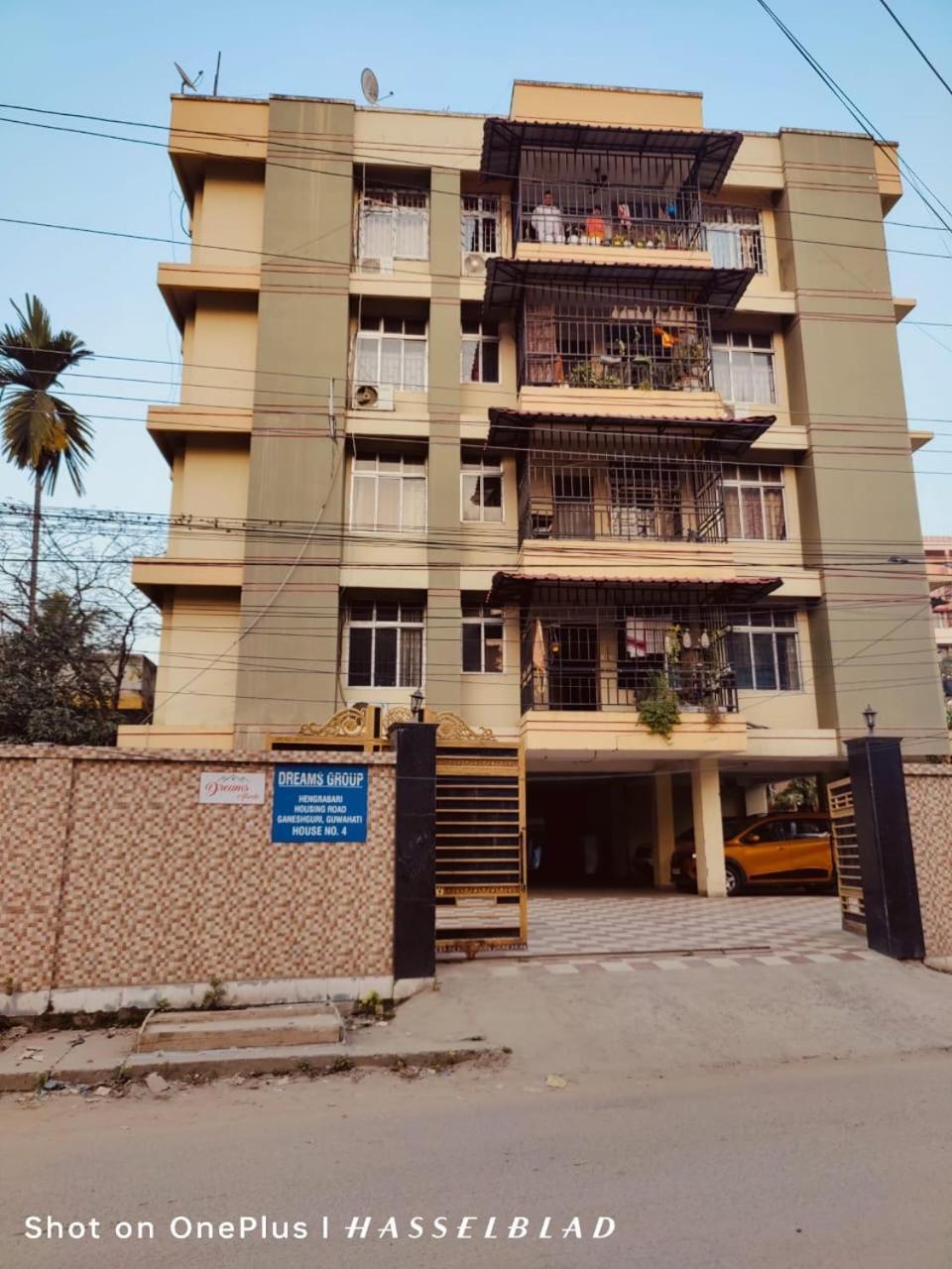 Dreams Abode Studio Apartment Guwahati Eksteriør bilde